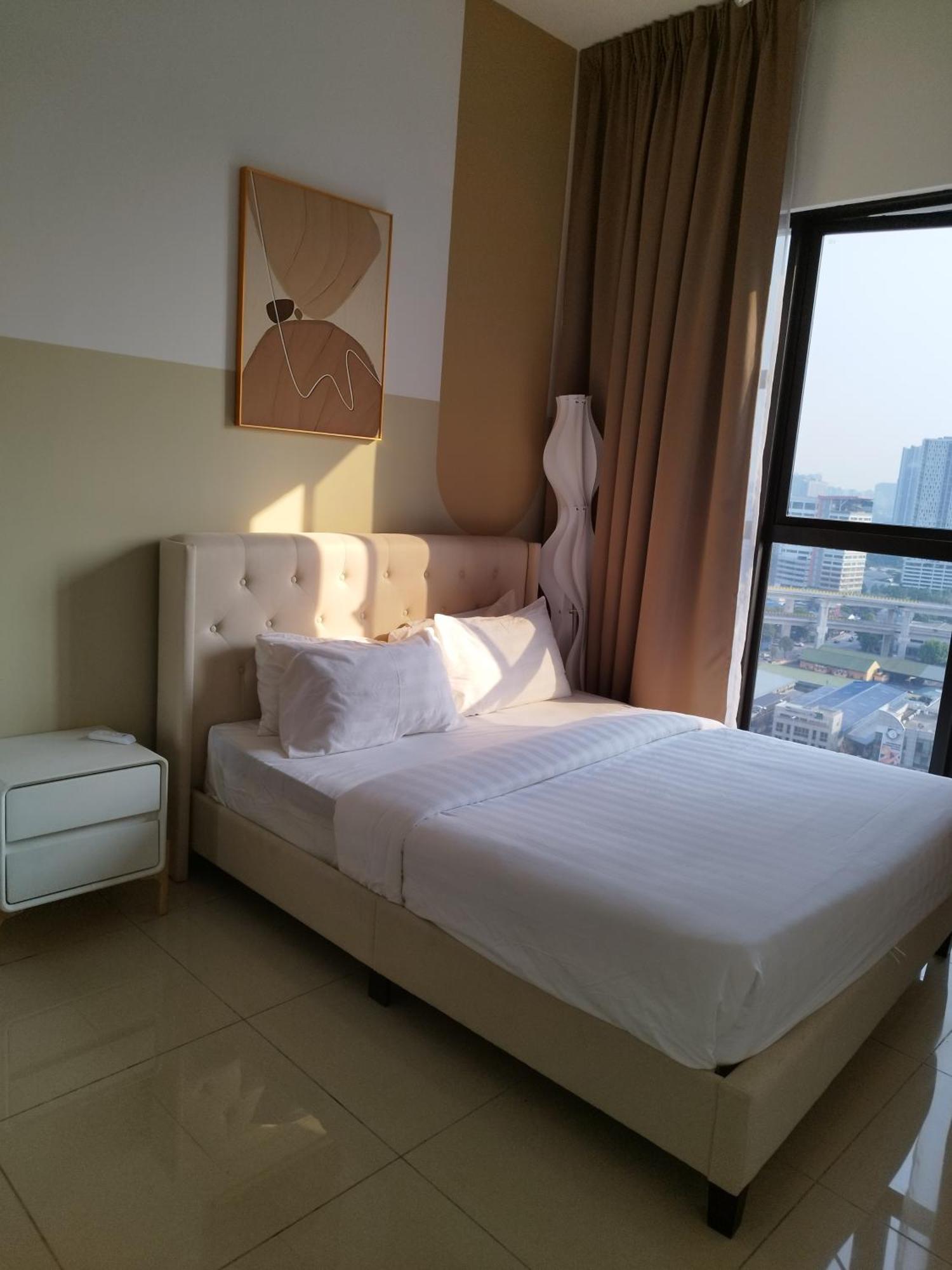 Star Residences By